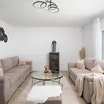 Villa Eman Pula
